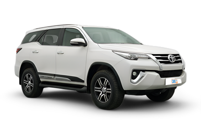 Toyota Fortuner-img
